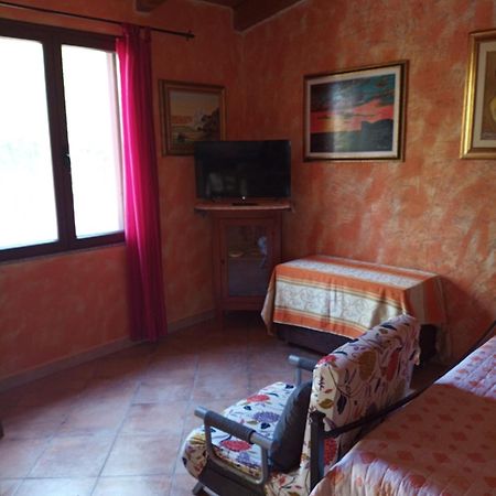 Appartamento Il Salice Casa Minnina Exterior foto
